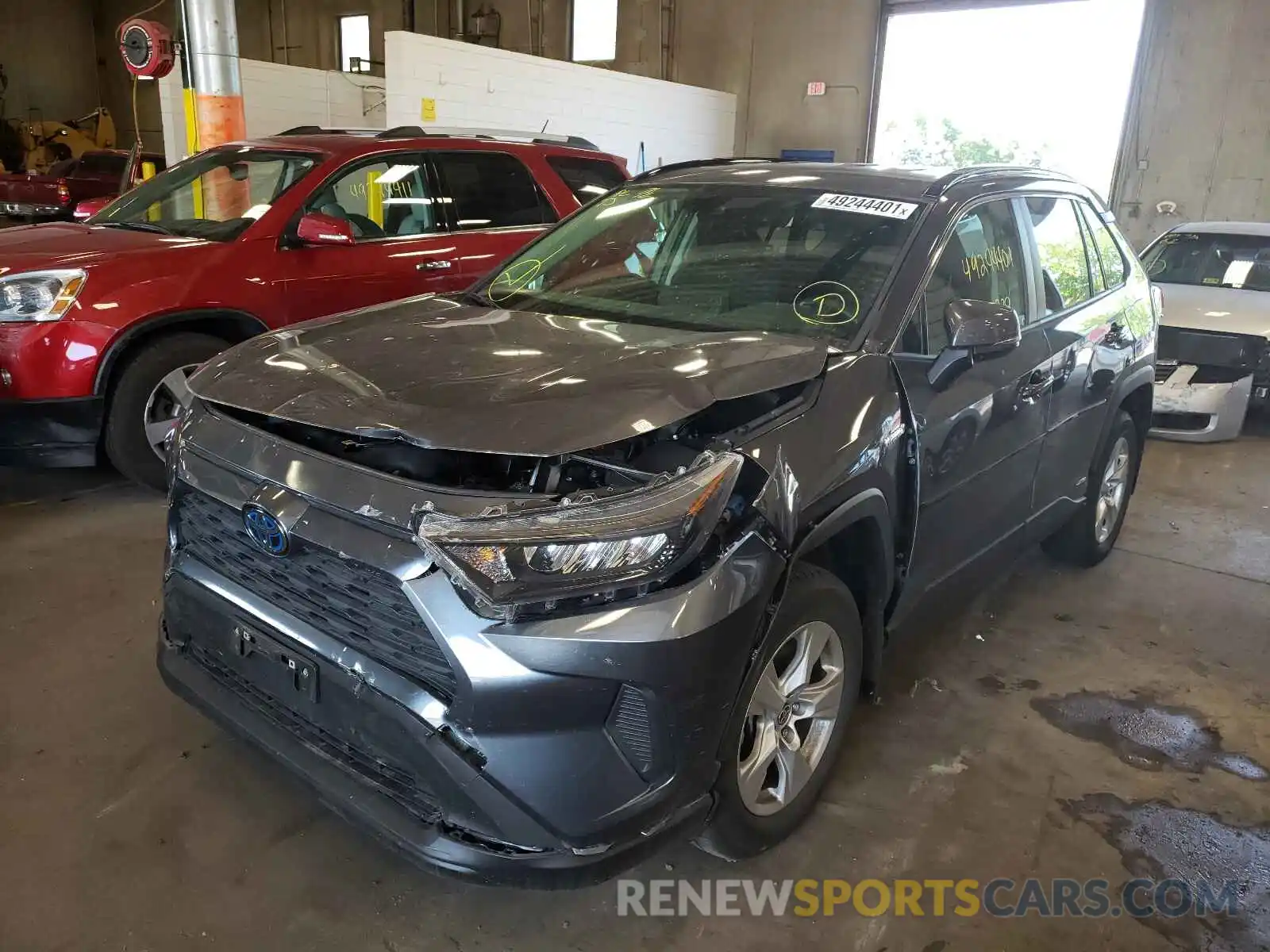 2 Photograph of a damaged car JTMMWRFV1LD058977 TOYOTA RAV4 2020