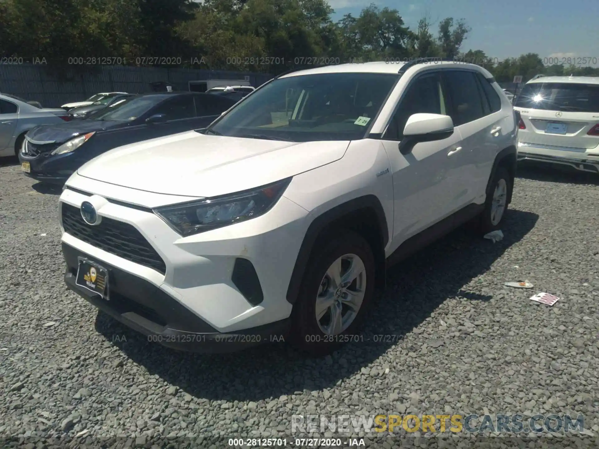 2 Photograph of a damaged car JTMMWRFV2LD072368 TOYOTA RAV4 2020