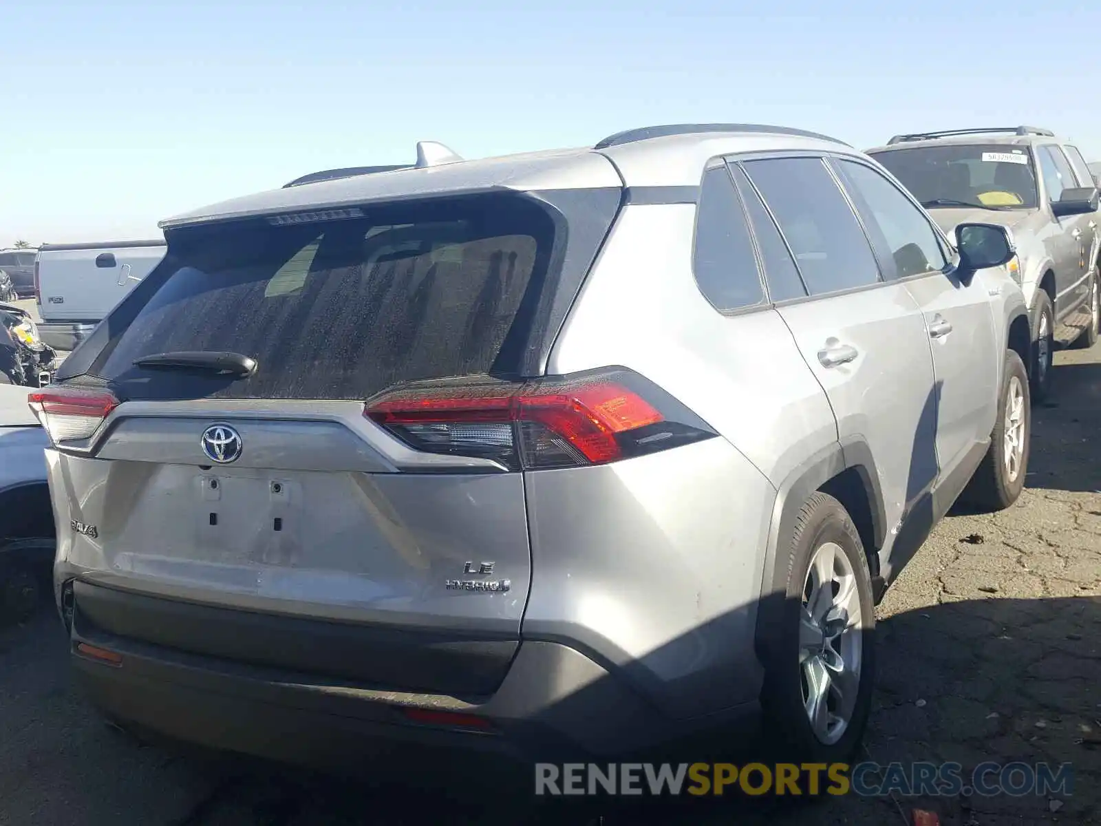 4 Photograph of a damaged car JTMMWRFV3LD063422 TOYOTA RAV4 2020