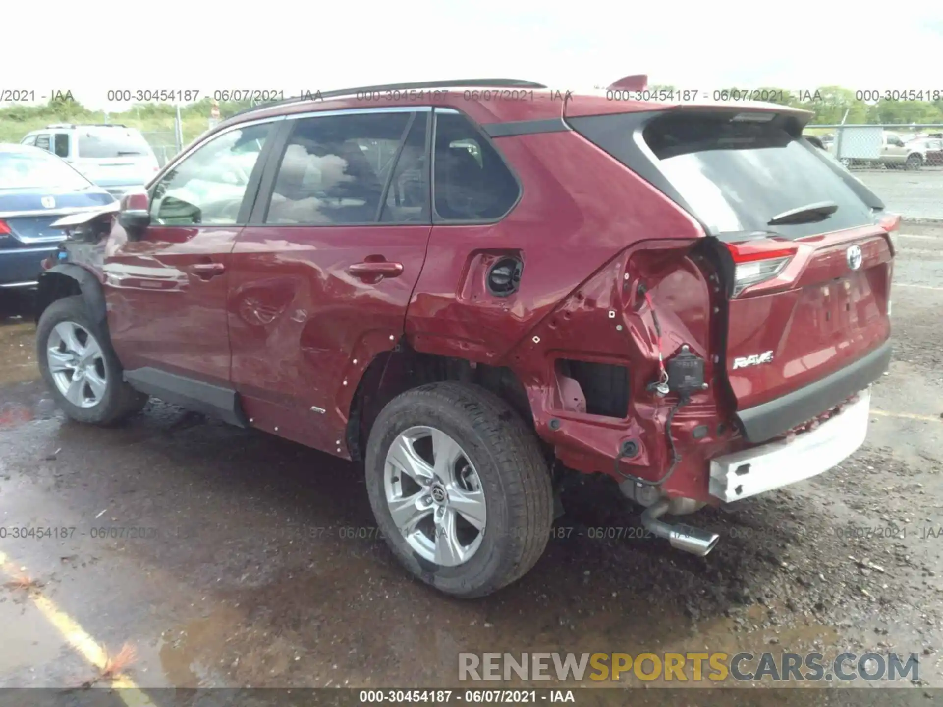 3 Photograph of a damaged car JTMMWRFV3LD071102 TOYOTA RAV4 2020