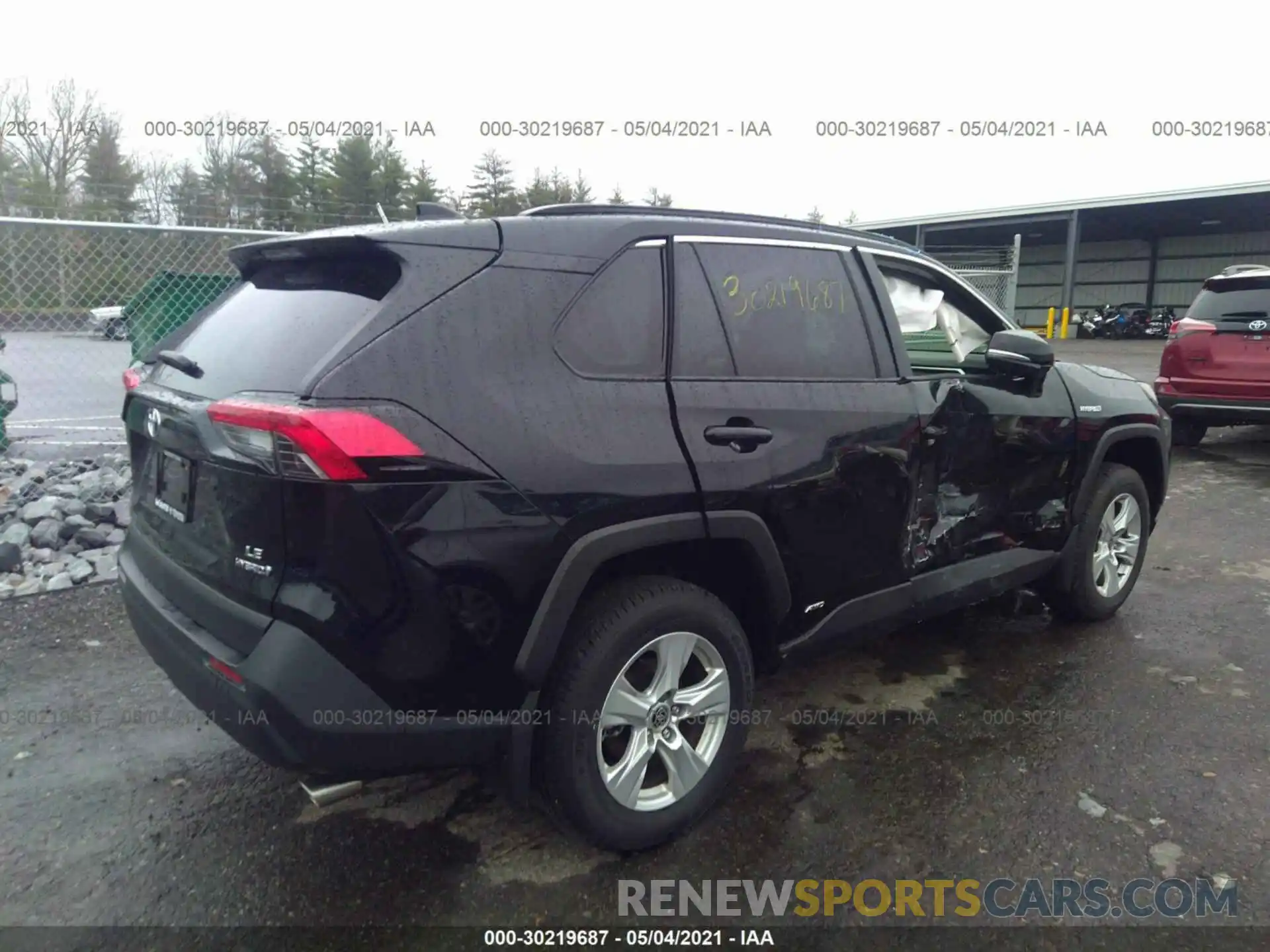 4 Photograph of a damaged car JTMMWRFV3LD072721 TOYOTA RAV4 2020