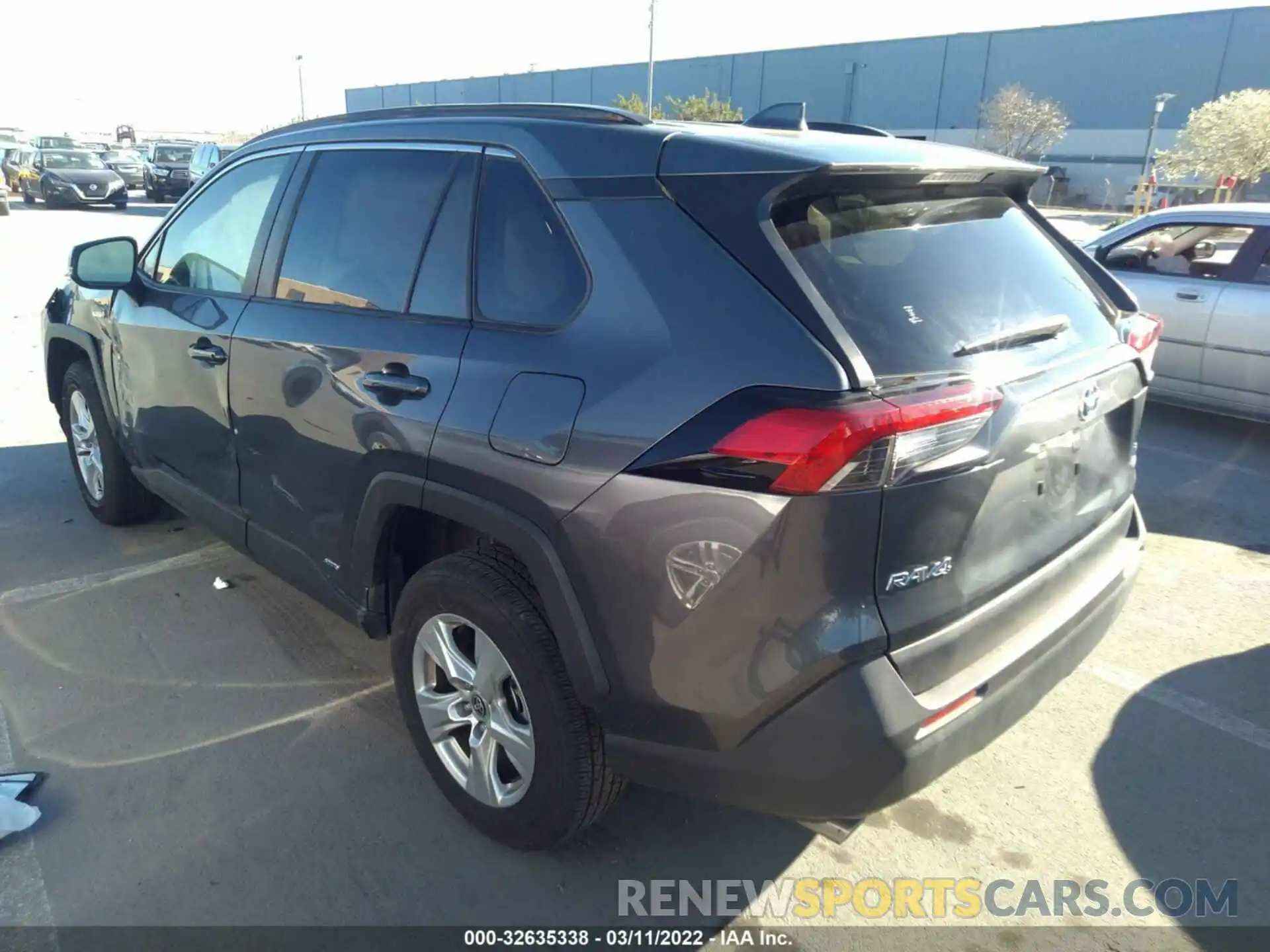 3 Фотография поврежденного автомобиля JTMMWRFV3LD073366 TOYOTA RAV4 2020