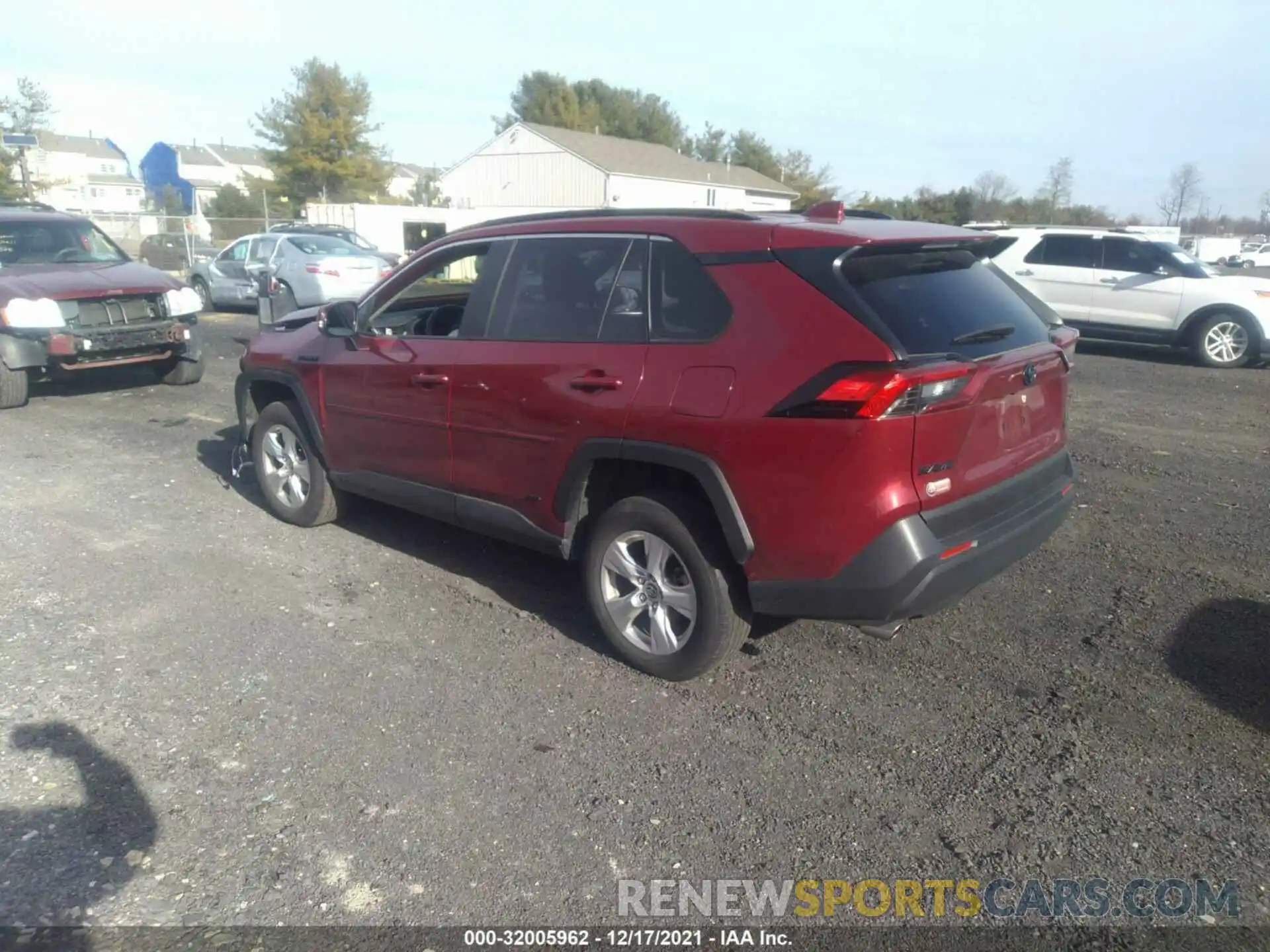 3 Photograph of a damaged car JTMMWRFV4LD072985 TOYOTA RAV4 2020