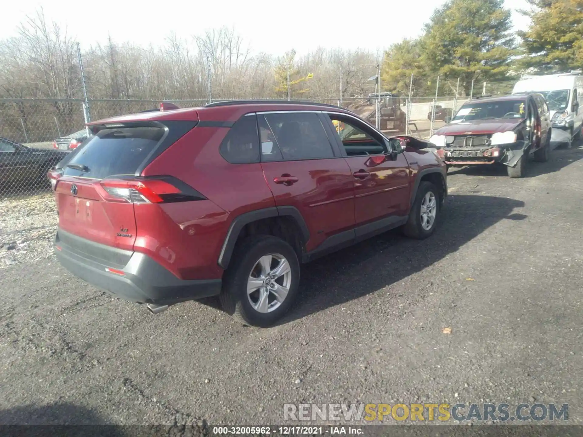 4 Фотография поврежденного автомобиля JTMMWRFV4LD072985 TOYOTA RAV4 2020