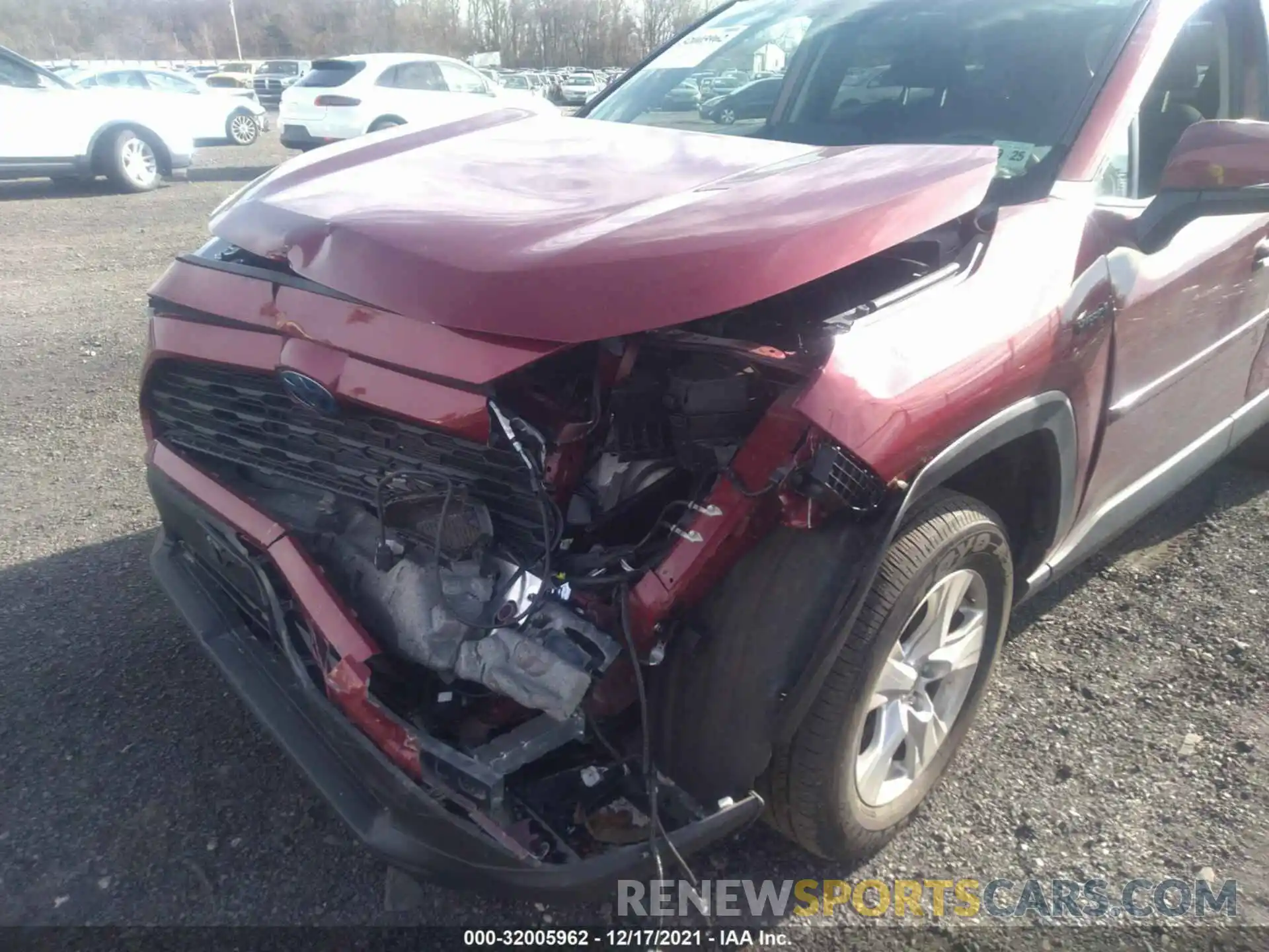 6 Photograph of a damaged car JTMMWRFV4LD072985 TOYOTA RAV4 2020