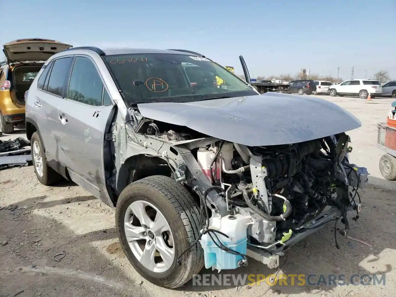 1 Photograph of a damaged car JTMMWRFV6LD059641 TOYOTA RAV4 2020