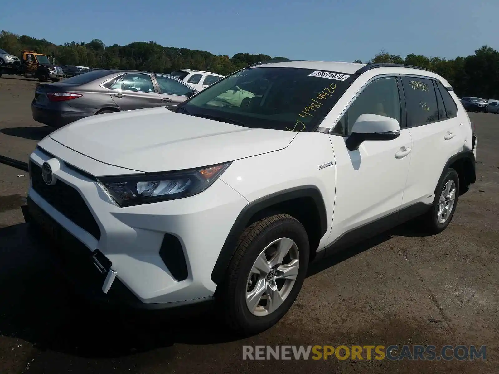 2 Photograph of a damaged car JTMMWRFV6LD069182 TOYOTA RAV4 2020