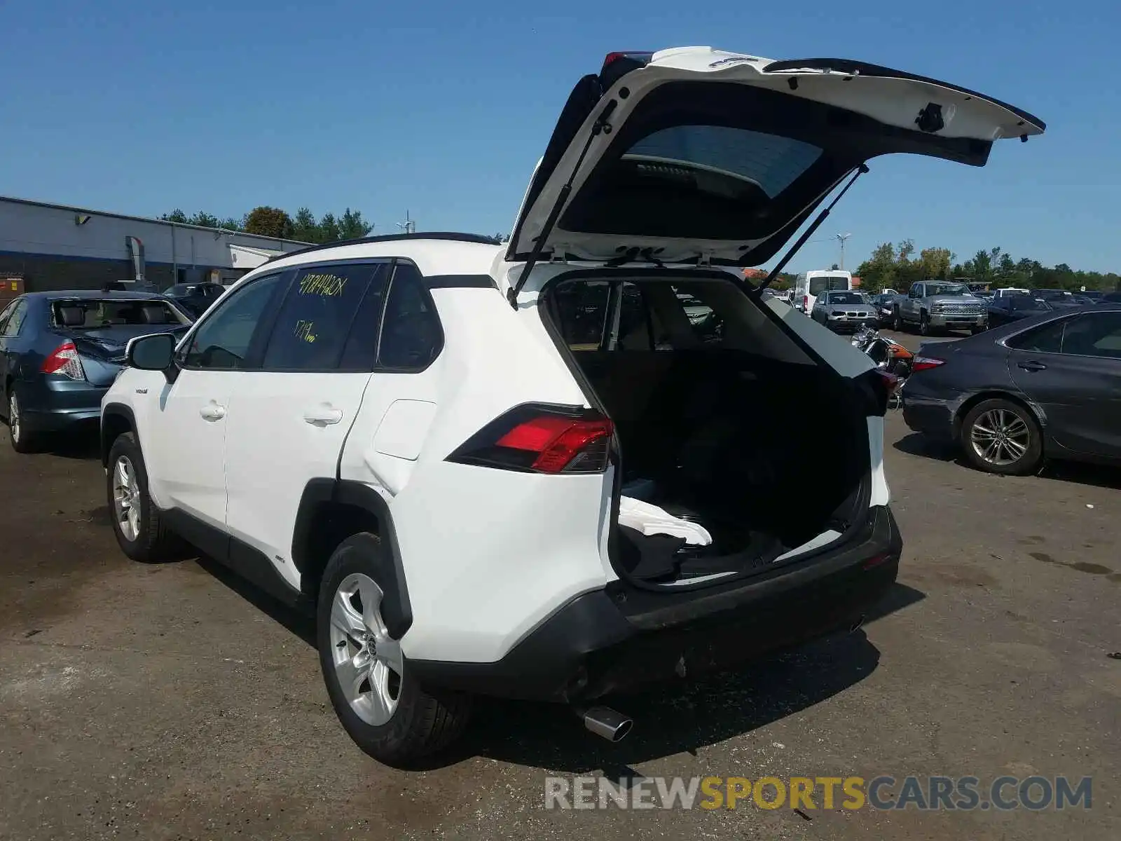 3 Photograph of a damaged car JTMMWRFV6LD069182 TOYOTA RAV4 2020