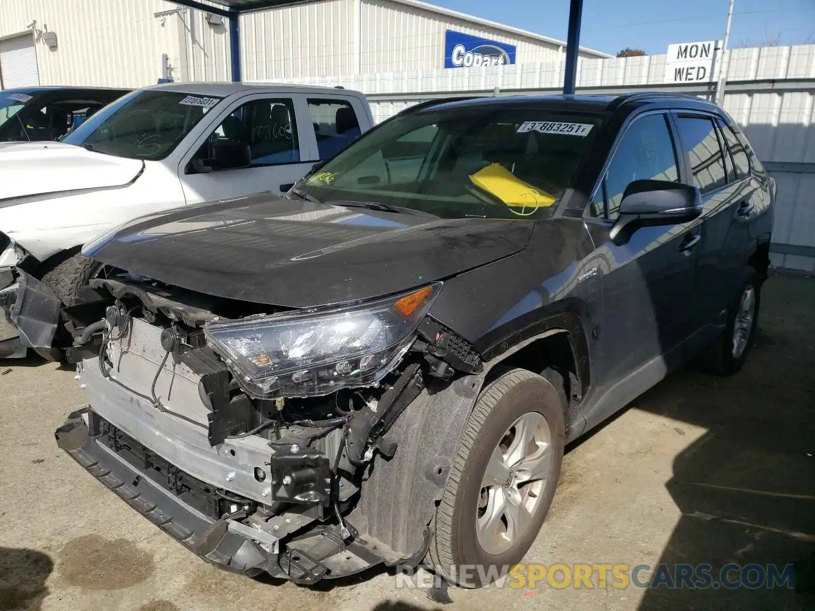 2 Photograph of a damaged car JTMMWRFV7LD063634 TOYOTA RAV4 2020