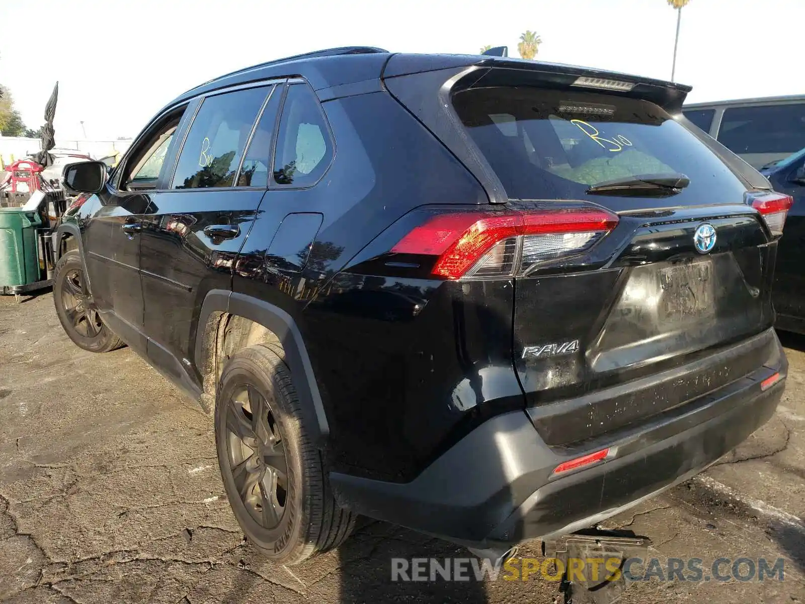 3 Photograph of a damaged car JTMMWRFV9LD056605 TOYOTA RAV4 2020