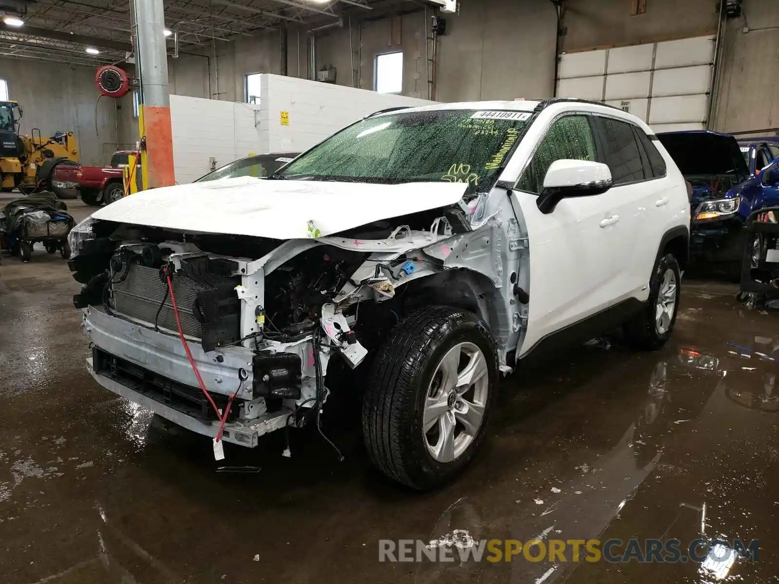 2 Photograph of a damaged car JTMMWRFV9LD066924 TOYOTA RAV4 2020