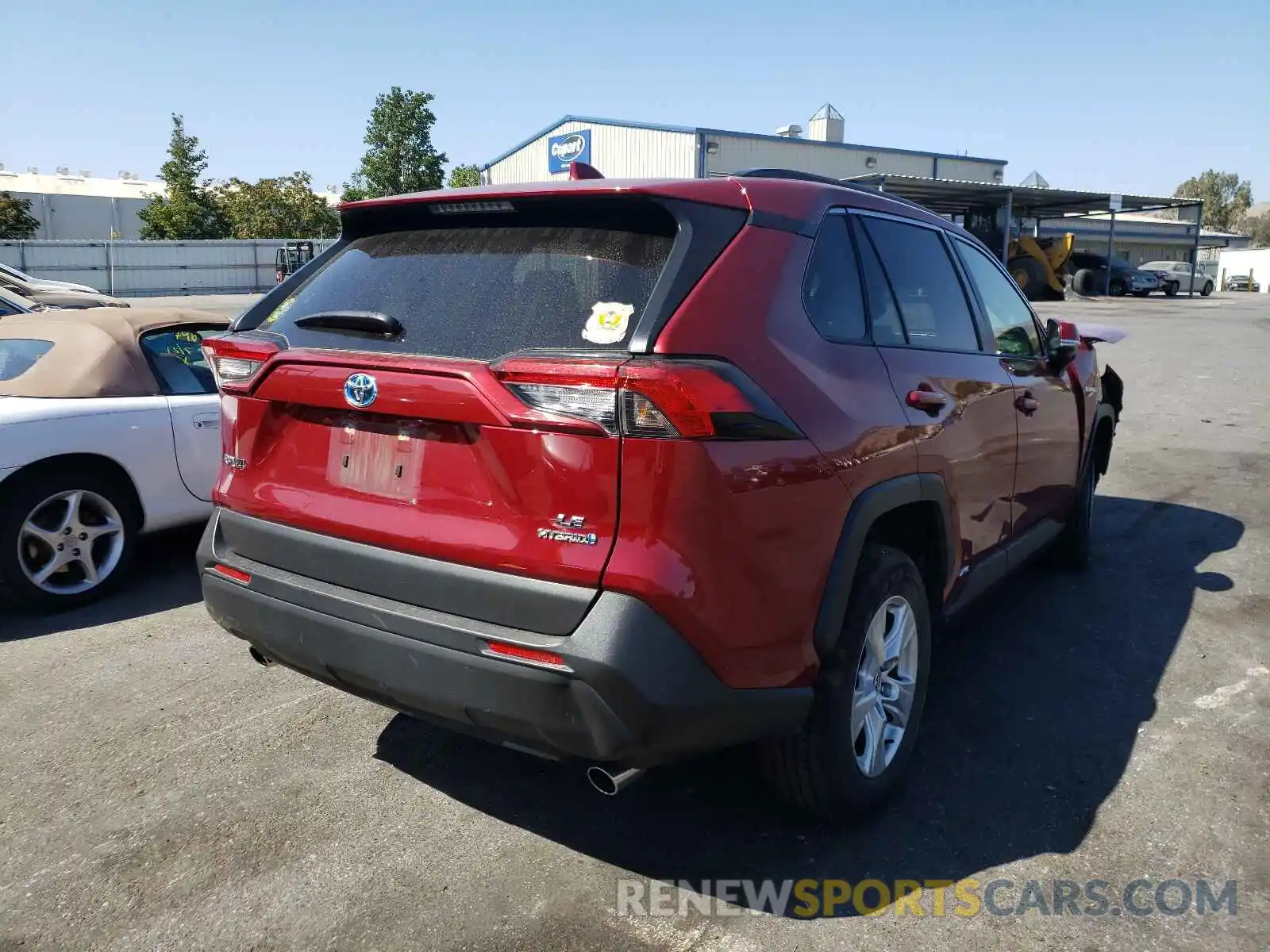 4 Photograph of a damaged car JTMMWRFV9LD067135 TOYOTA RAV4 2020