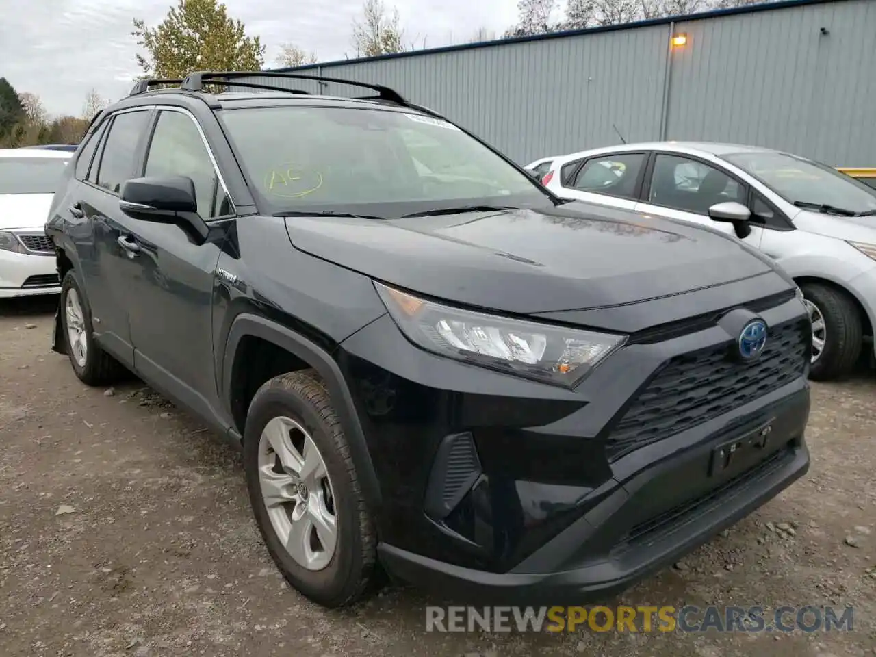 1 Photograph of a damaged car JTMMWRFVXLD065085 TOYOTA RAV4 2020