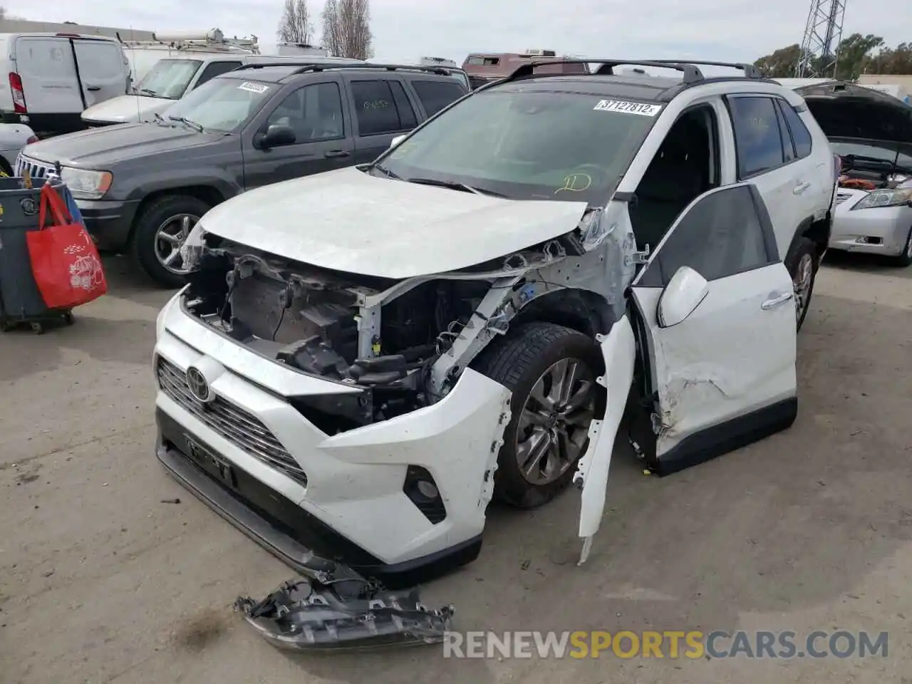 2 Photograph of a damaged car JTMN1RFV0LD530900 TOYOTA RAV4 2020