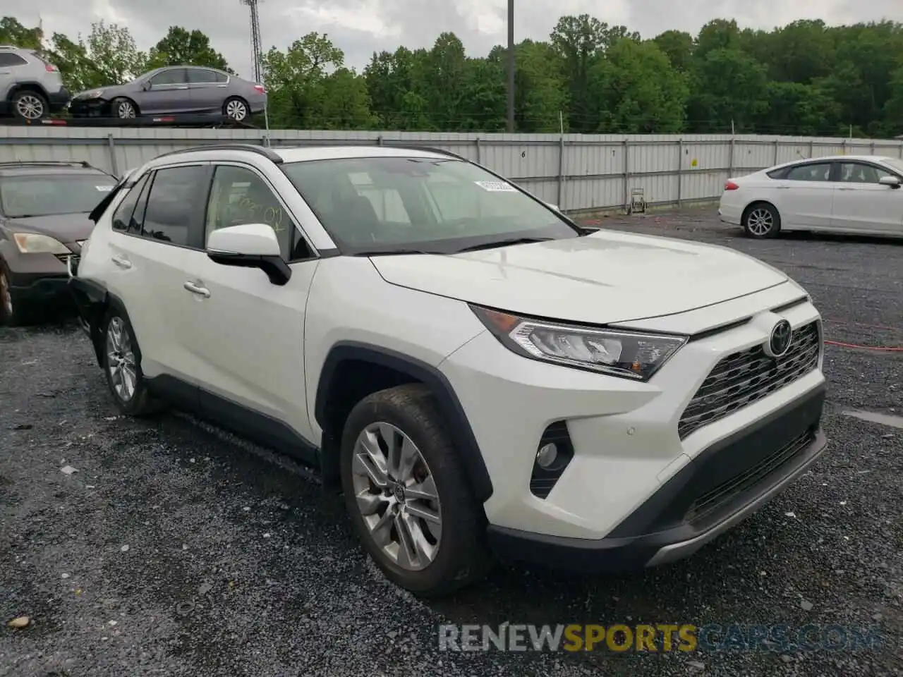 1 Photograph of a damaged car JTMN1RFV3LD049409 TOYOTA RAV4 2020