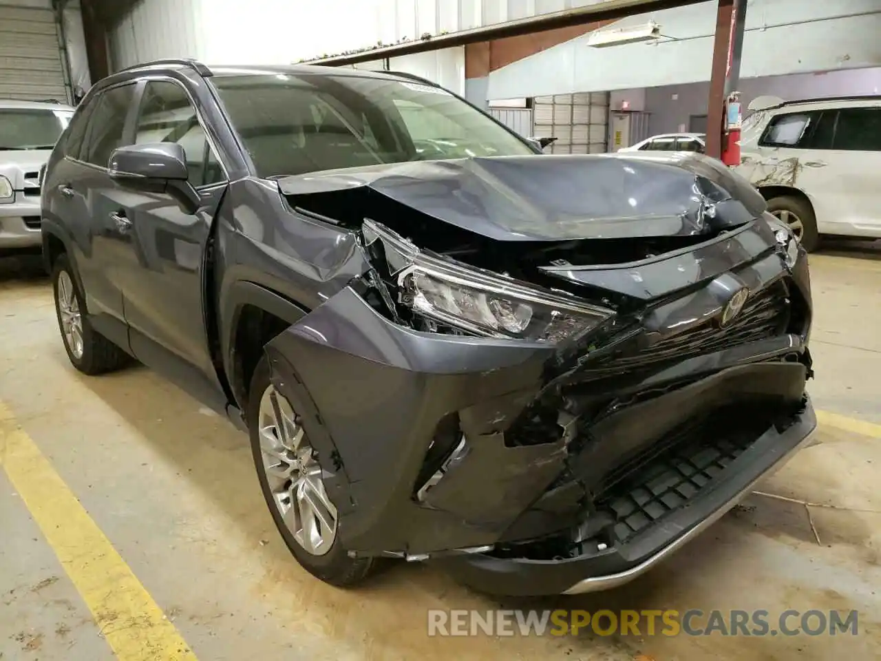 1 Photograph of a damaged car JTMN1RFV3LD063231 TOYOTA RAV4 2020