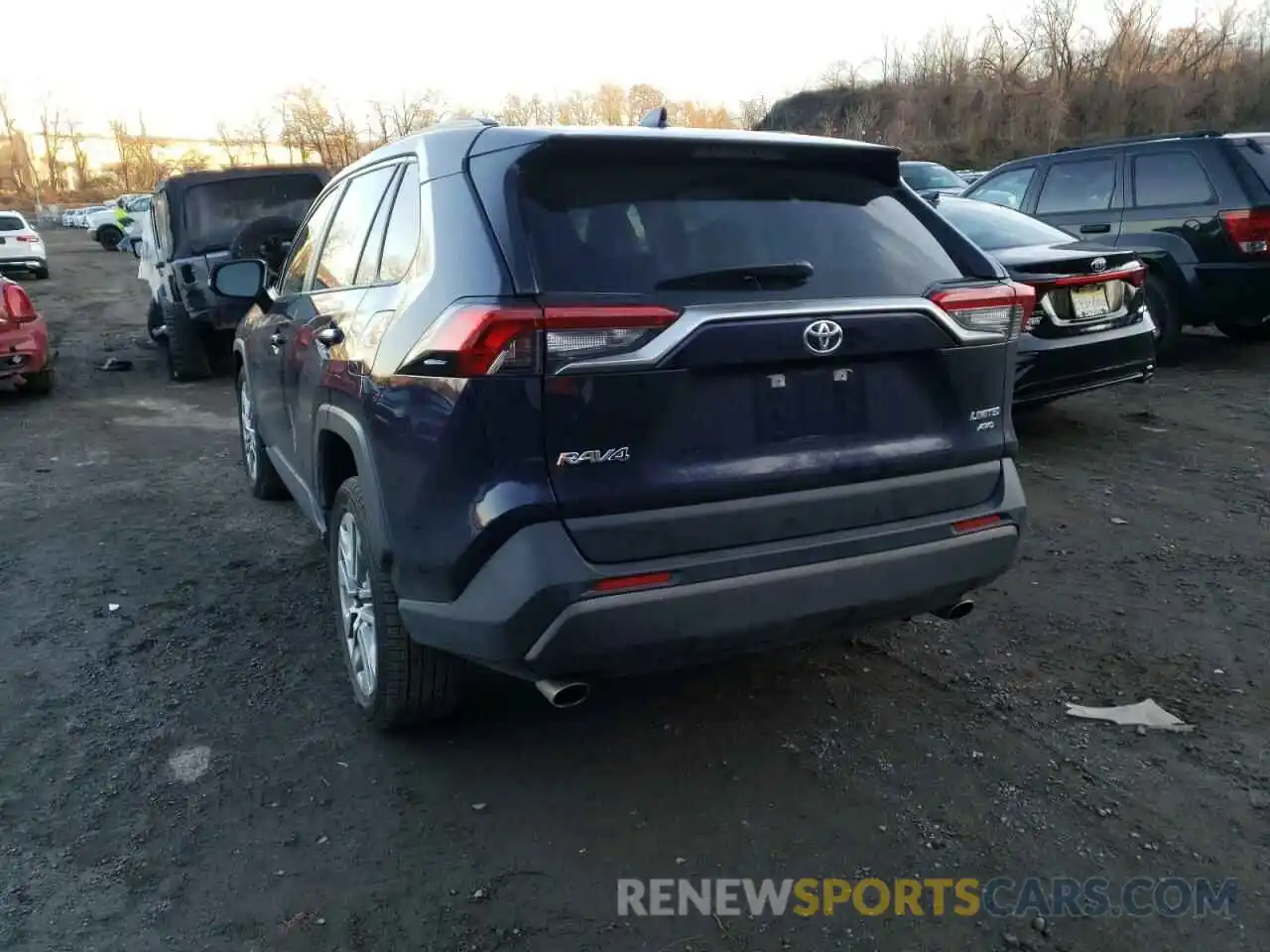 3 Фотография поврежденного автомобиля JTMN1RFV7LD529078 TOYOTA RAV4 2020