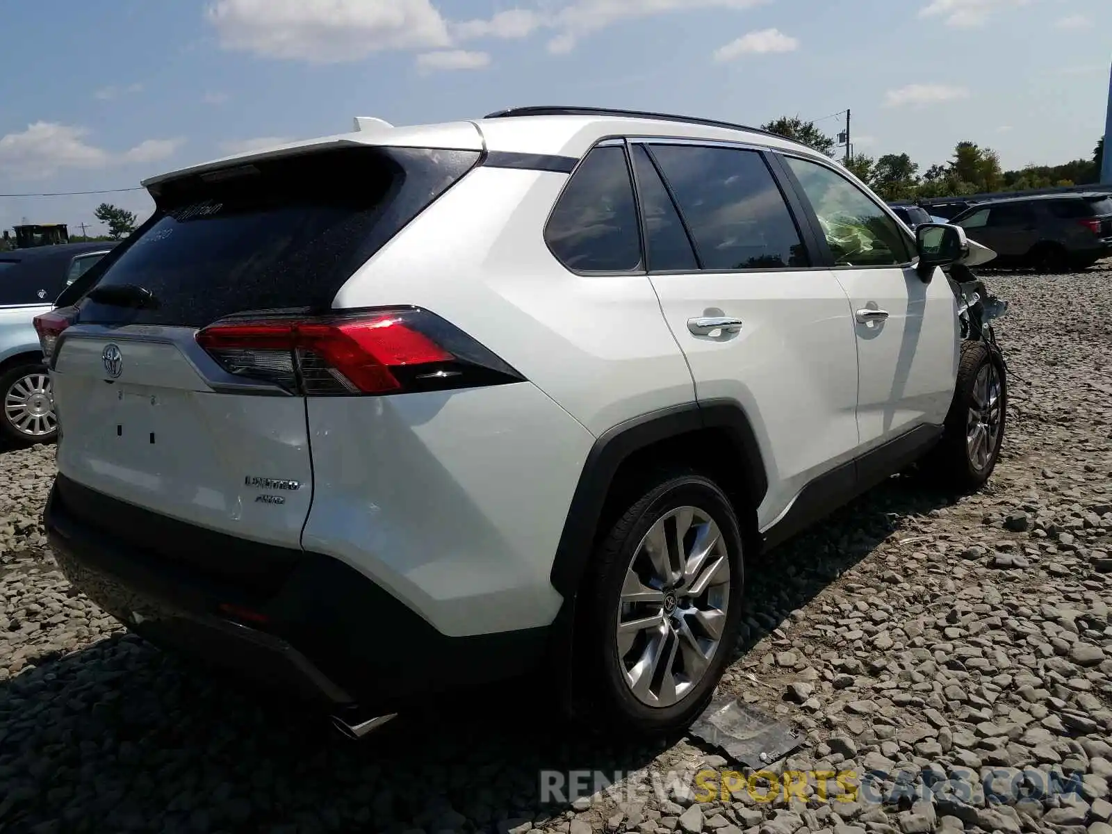 4 Photograph of a damaged car JTMN1RFV8LD529350 TOYOTA RAV4 2020