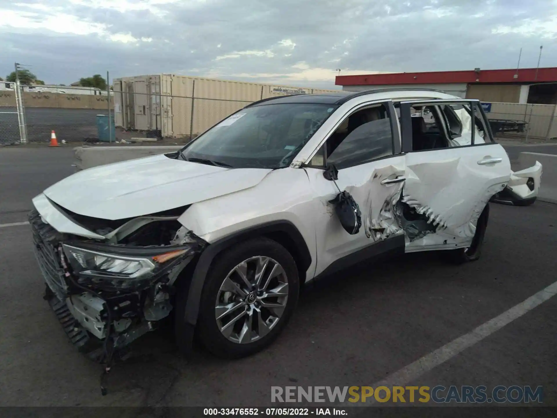 2 Photograph of a damaged car JTMN1RFV8LJ038956 TOYOTA RAV4 2020