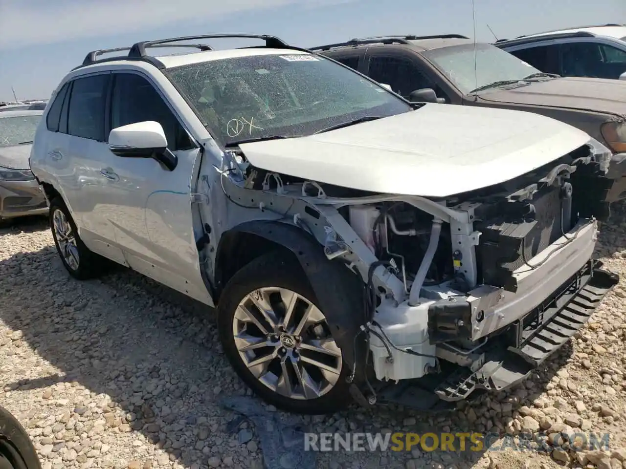 1 Photograph of a damaged car JTMN1RFV9LD056462 TOYOTA RAV4 2020