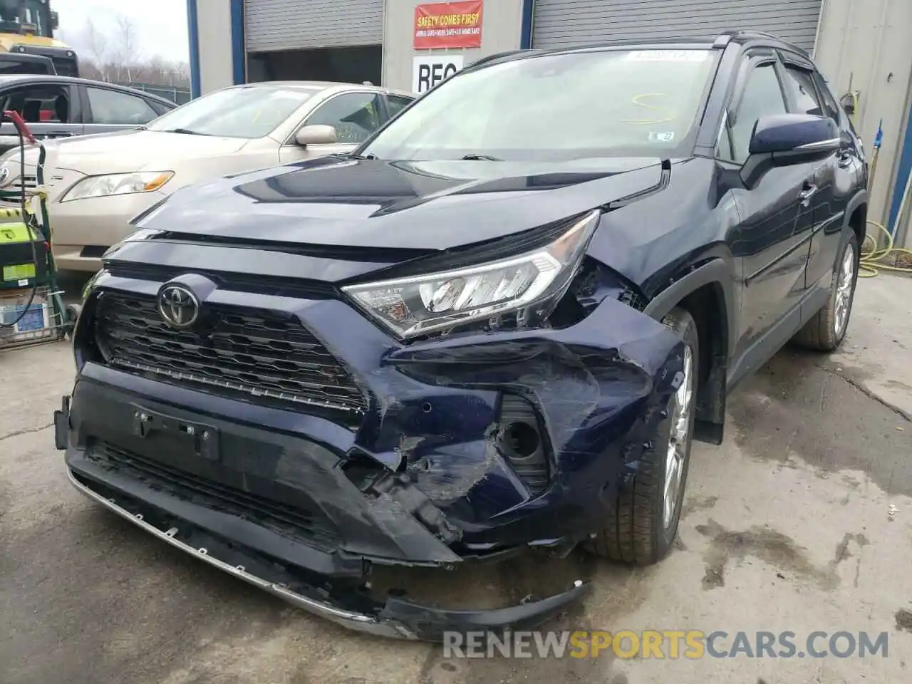 2 Photograph of a damaged car JTMN1RFVXLJ034763 TOYOTA RAV4 2020