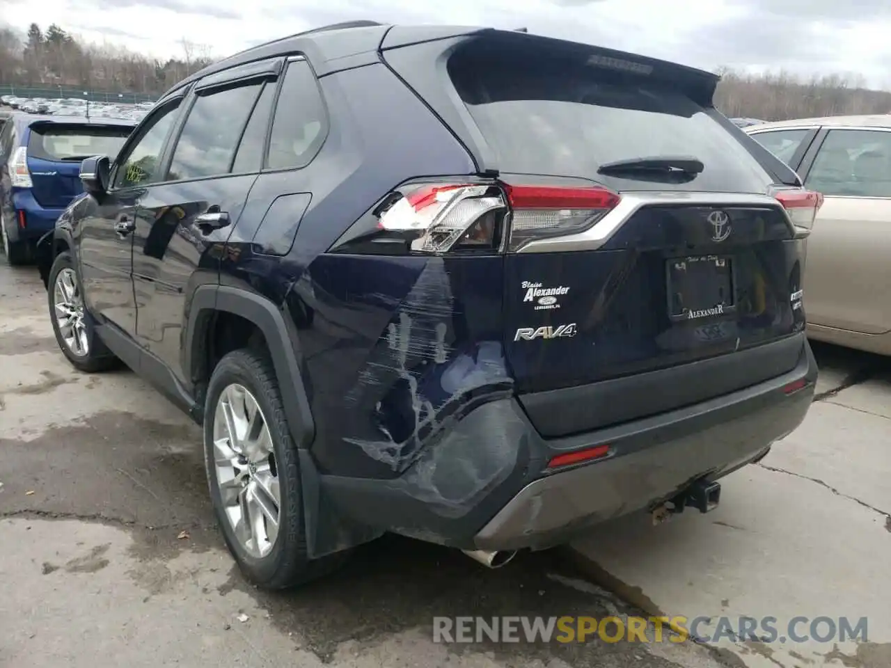 3 Photograph of a damaged car JTMN1RFVXLJ034763 TOYOTA RAV4 2020