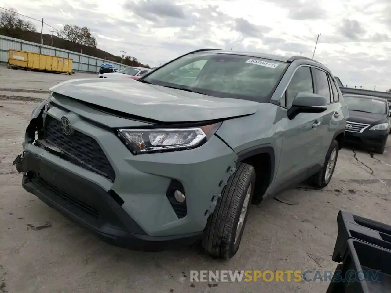 2 Photograph of a damaged car JTMP1RFV0LD049750 TOYOTA RAV4 2020