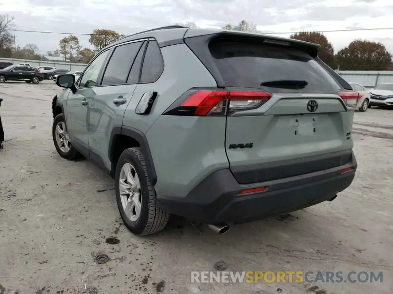 3 Photograph of a damaged car JTMP1RFV0LD049750 TOYOTA RAV4 2020