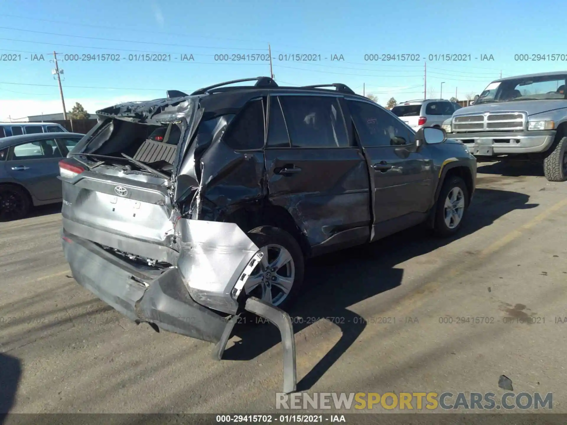 4 Photograph of a damaged car JTMP1RFV0LD526001 TOYOTA RAV4 2020