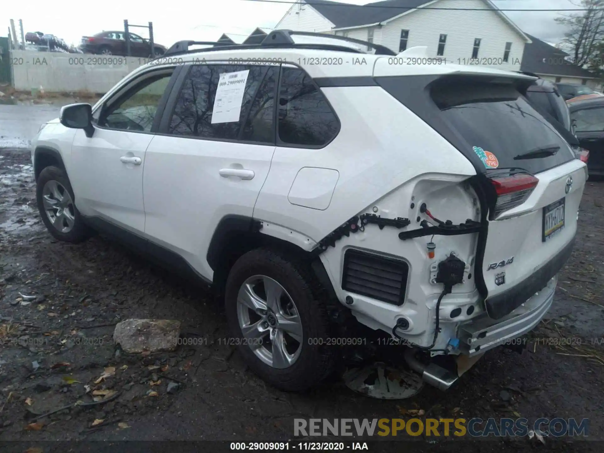 3 Photograph of a damaged car JTMP1RFV0LD526385 TOYOTA RAV4 2020