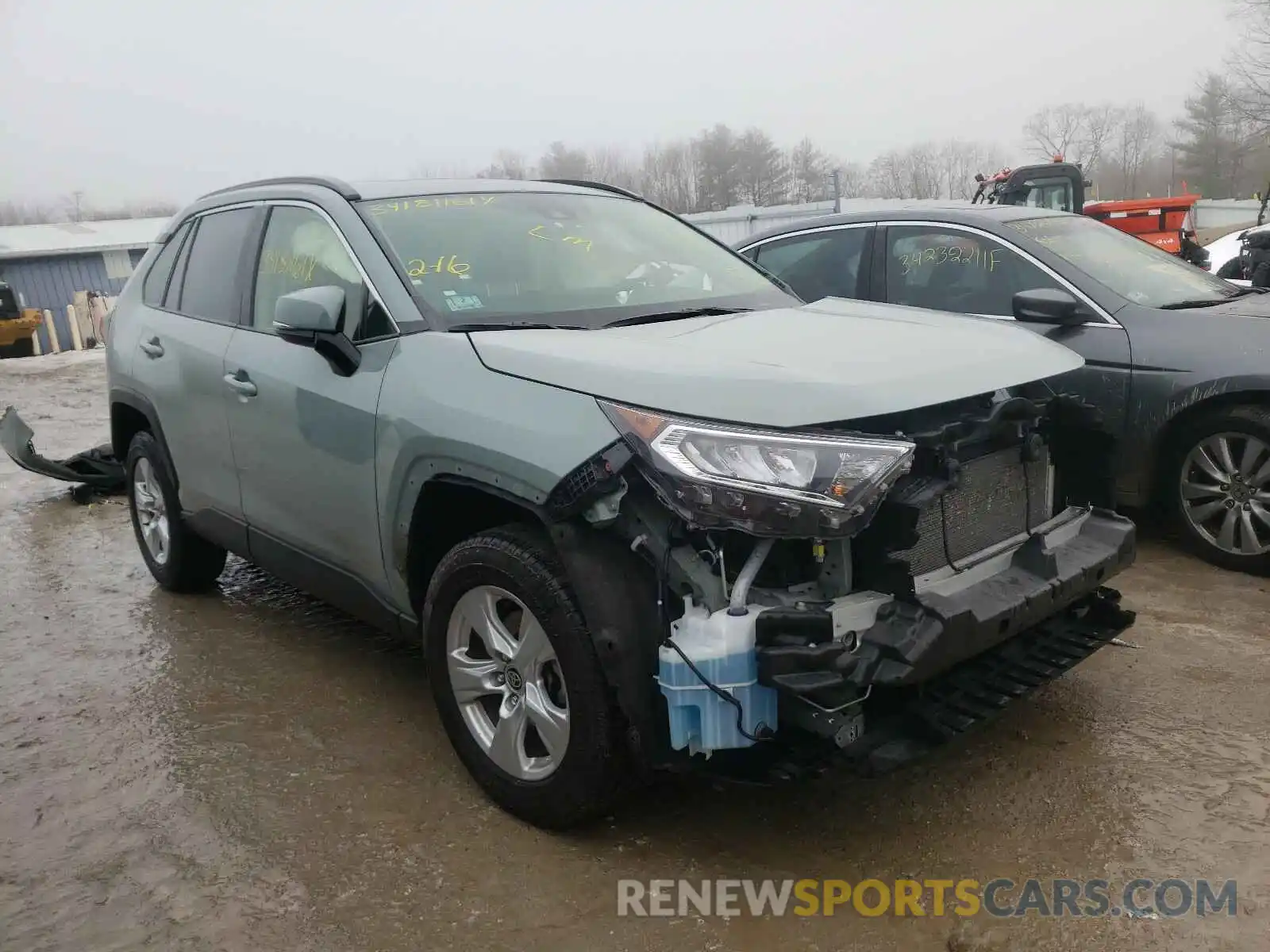 1 Photograph of a damaged car JTMP1RFV1LD054732 TOYOTA RAV4 2020