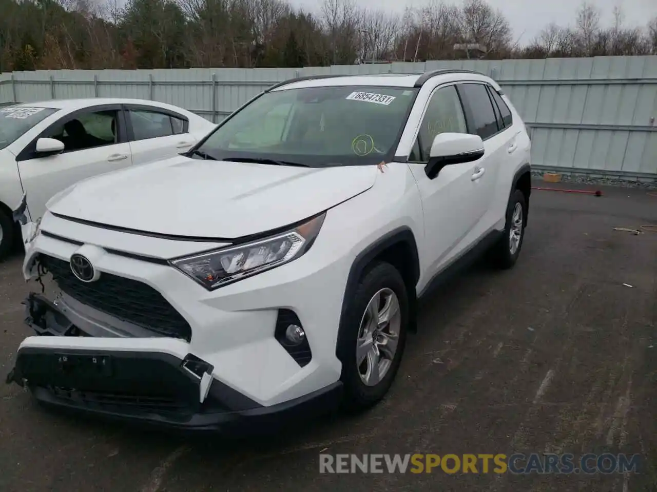 2 Photograph of a damaged car JTMP1RFV1LD064466 TOYOTA RAV4 2020