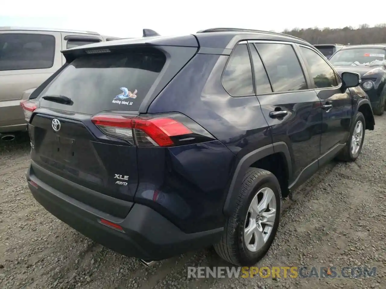 4 Photograph of a damaged car JTMP1RFV2LD059910 TOYOTA RAV4 2020