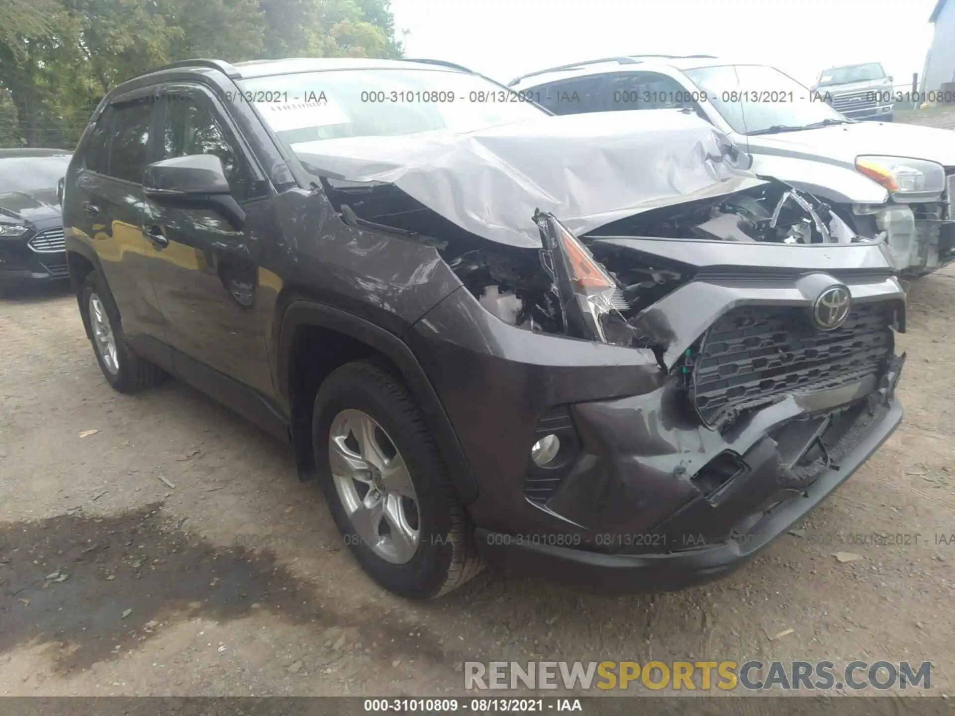 1 Photograph of a damaged car JTMP1RFV3LD055557 TOYOTA RAV4 2020