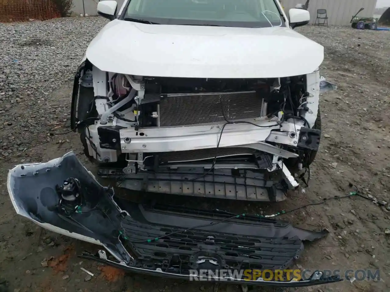 9 Photograph of a damaged car JTMP1RFV3LD060953 TOYOTA RAV4 2020