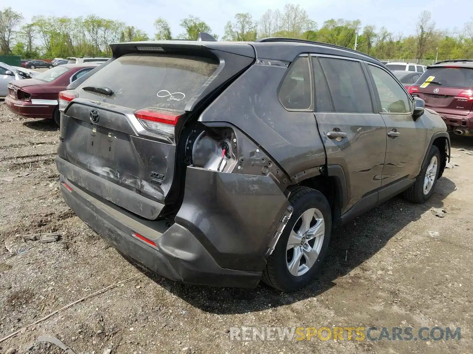 4 Photograph of a damaged car JTMP1RFV3LD068194 TOYOTA RAV4 2020