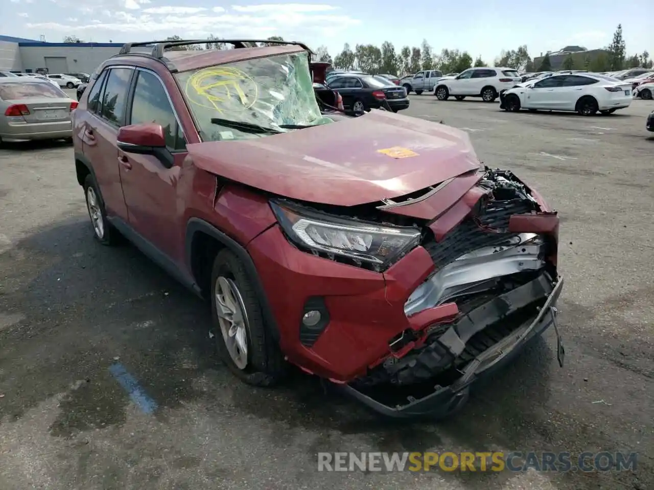 1 Фотография поврежденного автомобиля JTMP1RFV3LJ029624 TOYOTA RAV4 2020