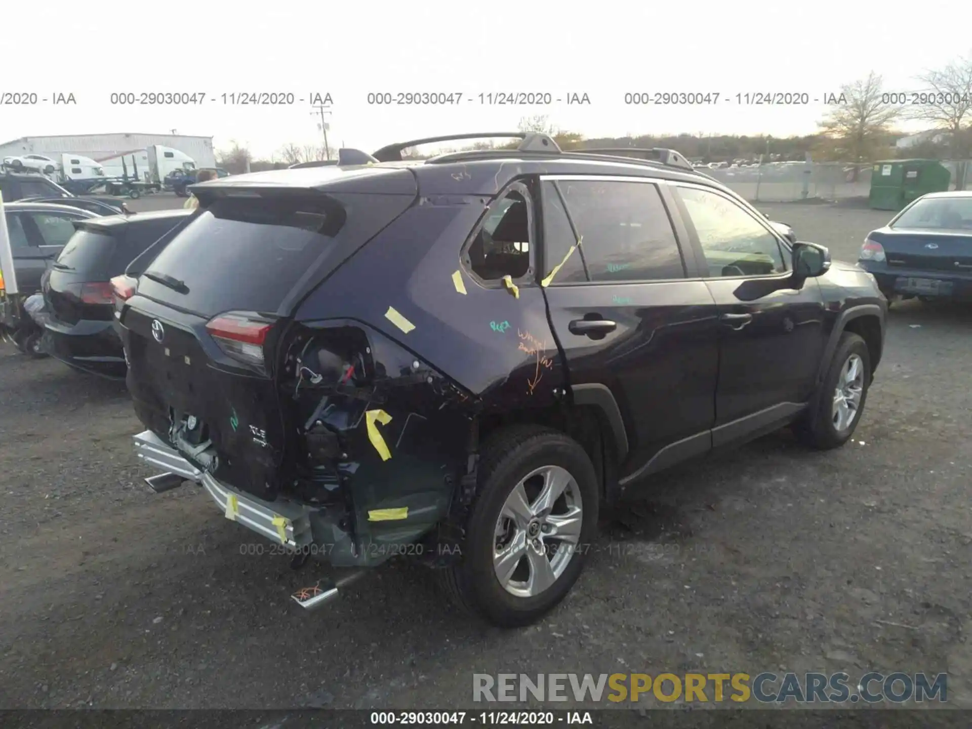 4 Photograph of a damaged car JTMP1RFV3LJ032135 TOYOTA RAV4 2020