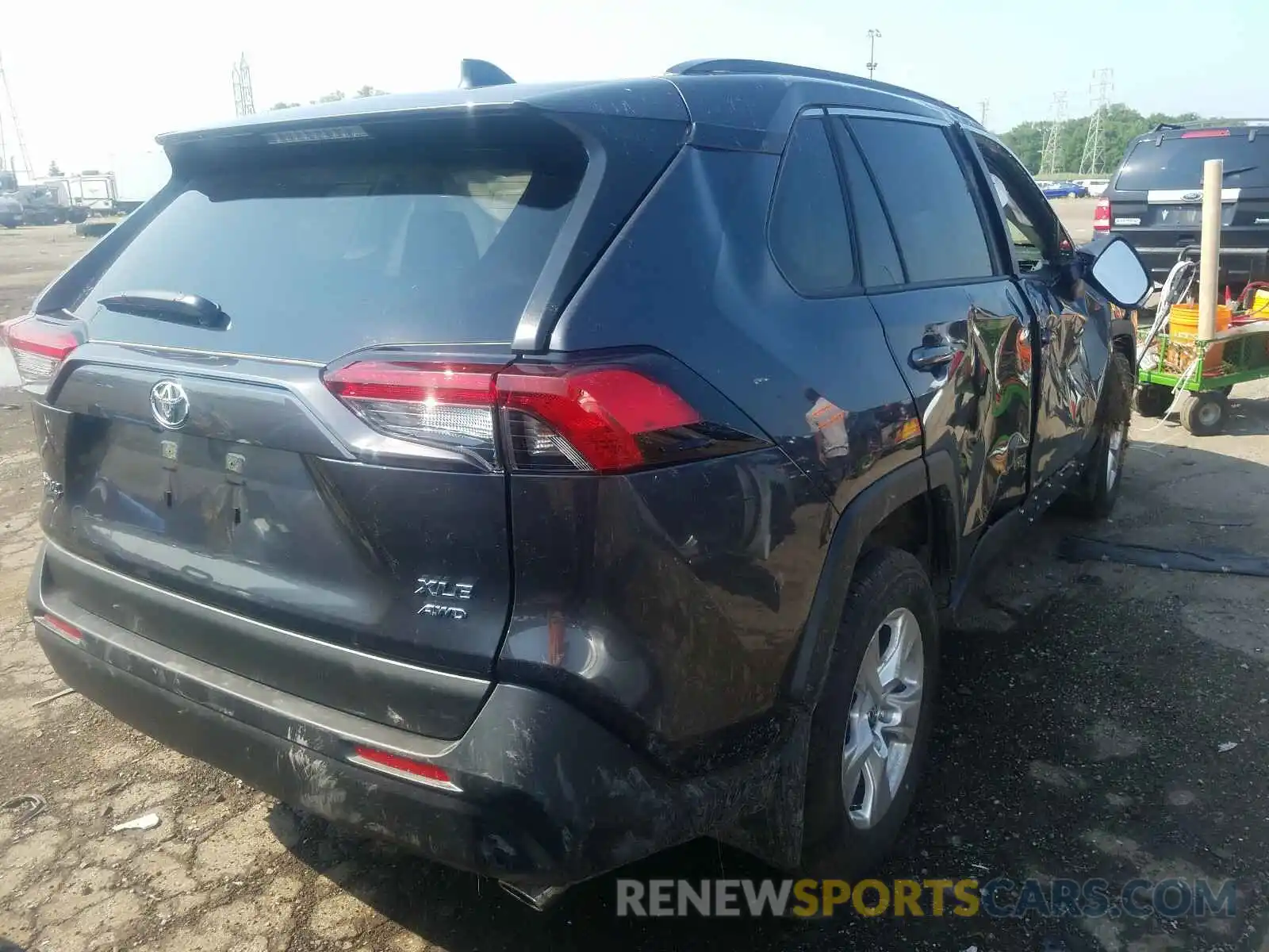 4 Photograph of a damaged car JTMP1RFV3LJ035696 TOYOTA RAV4 2020