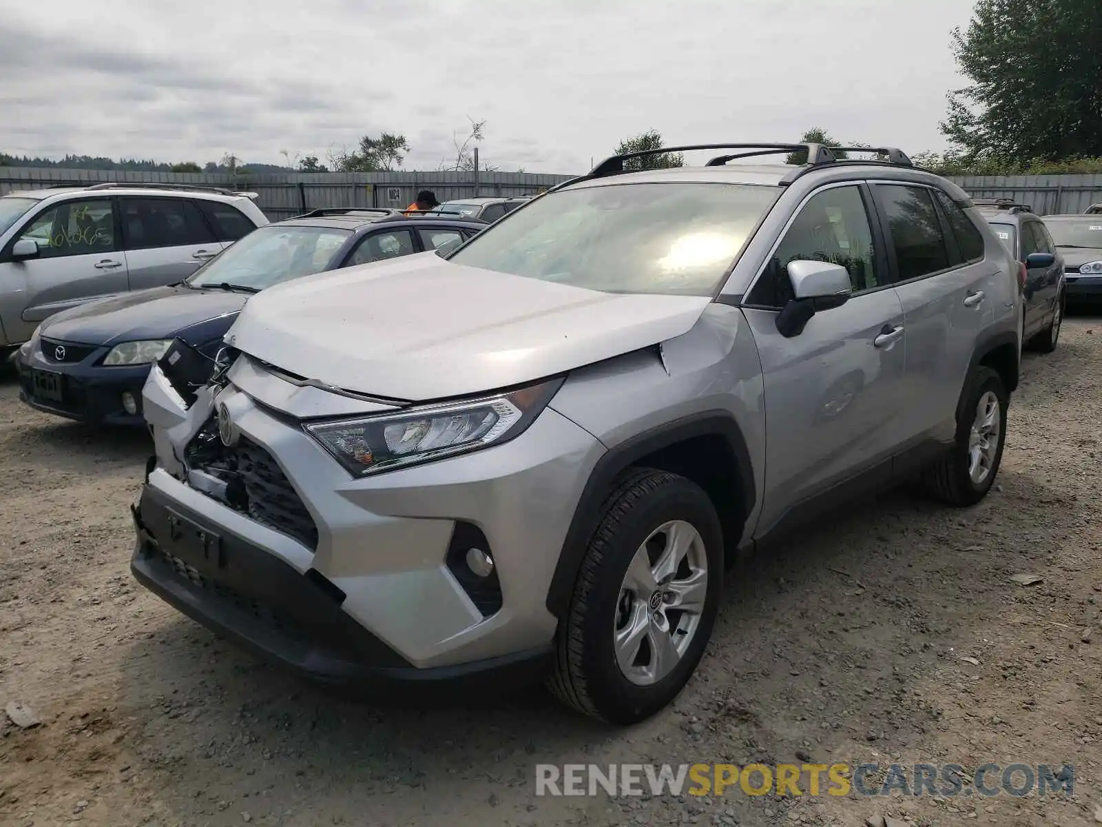 2 Photograph of a damaged car JTMP1RFV3LJ036864 TOYOTA RAV4 2020