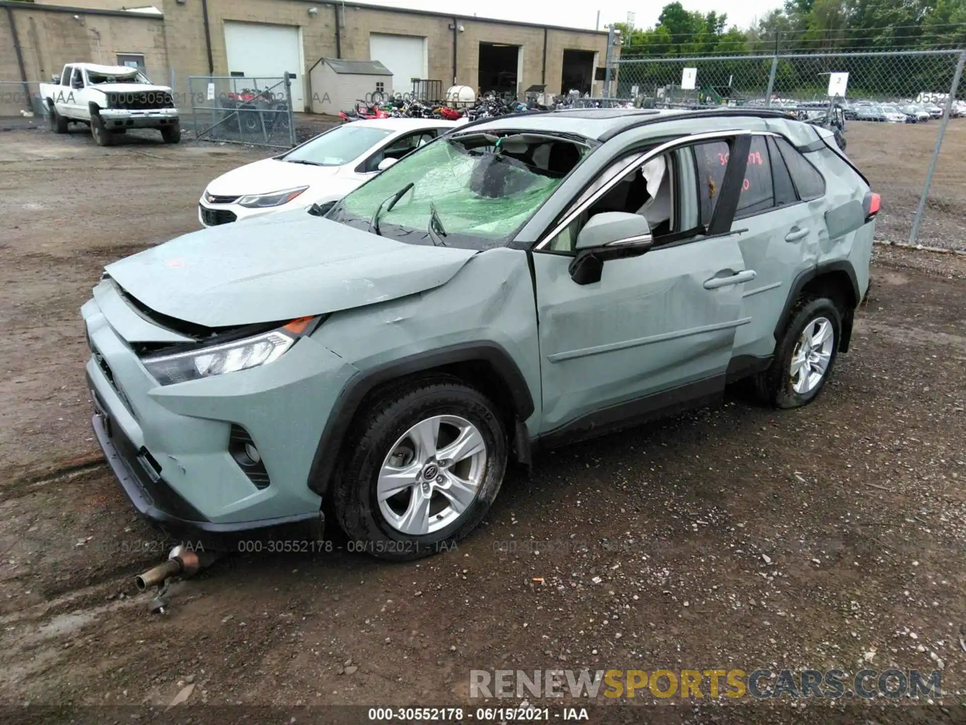 2 Photograph of a damaged car JTMP1RFV4LD049363 TOYOTA RAV4 2020