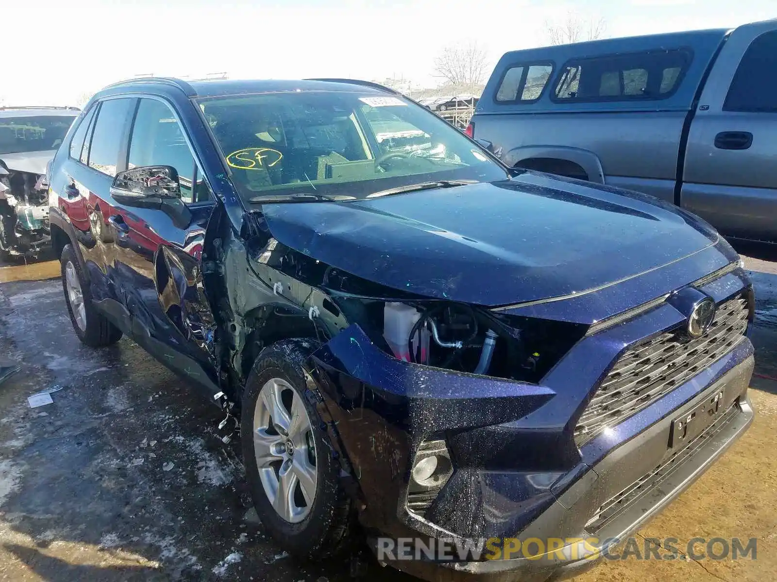 1 Photograph of a damaged car JTMP1RFV4LD049976 TOYOTA RAV4 2020