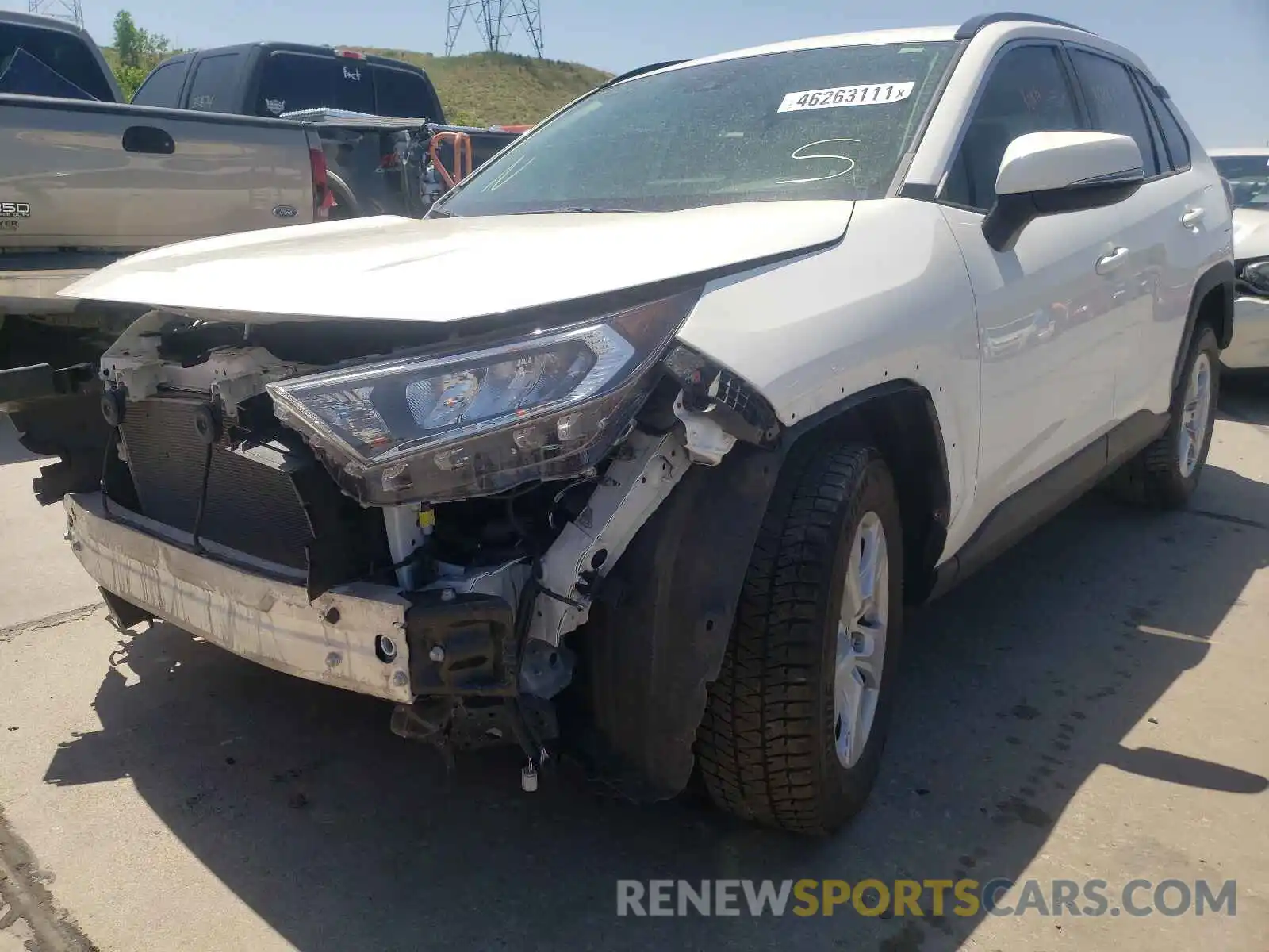 2 Photograph of a damaged car JTMP1RFV4LD059178 TOYOTA RAV4 2020