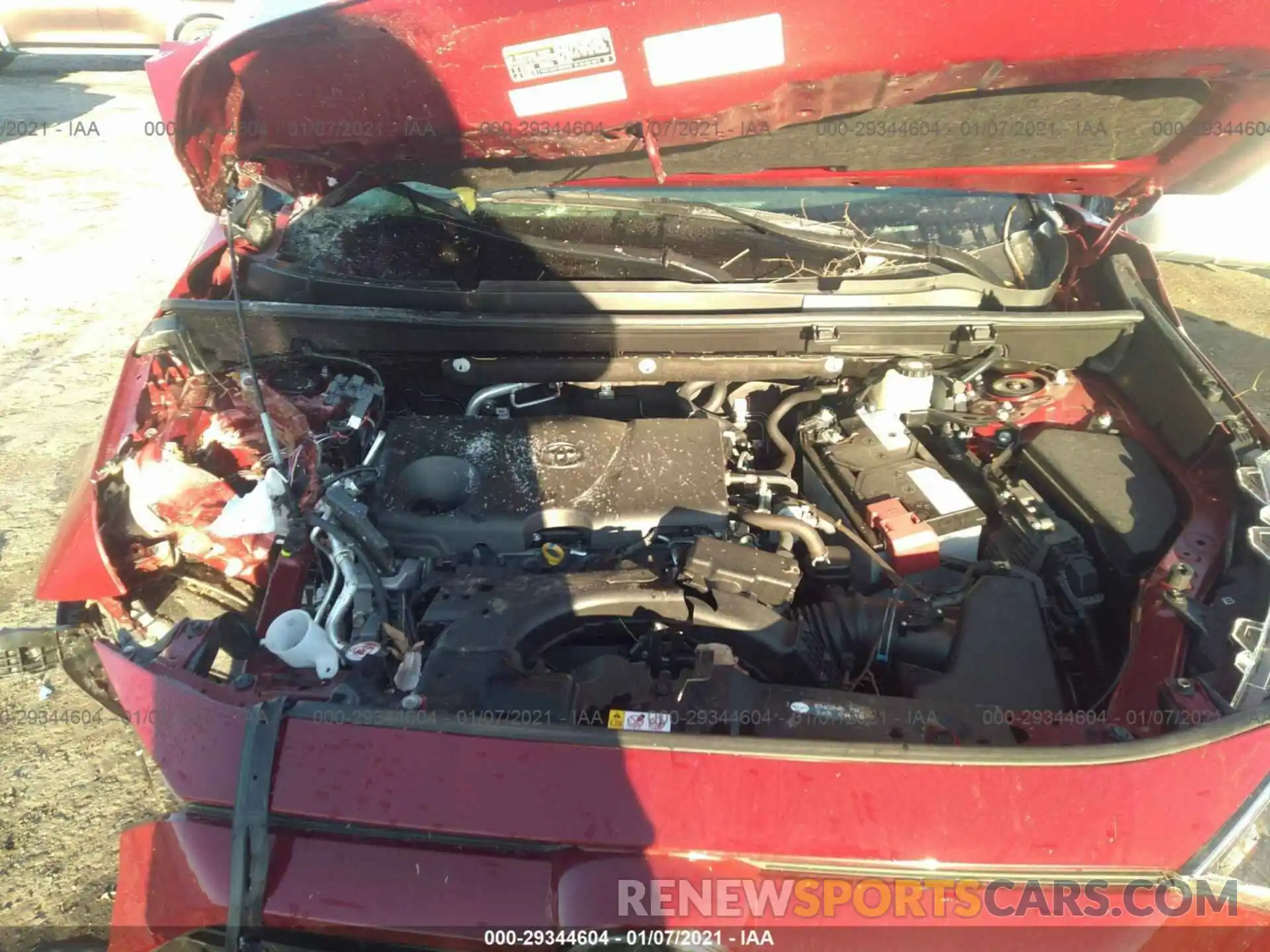 10 Photograph of a damaged car JTMP1RFV4LD059648 TOYOTA RAV4 2020