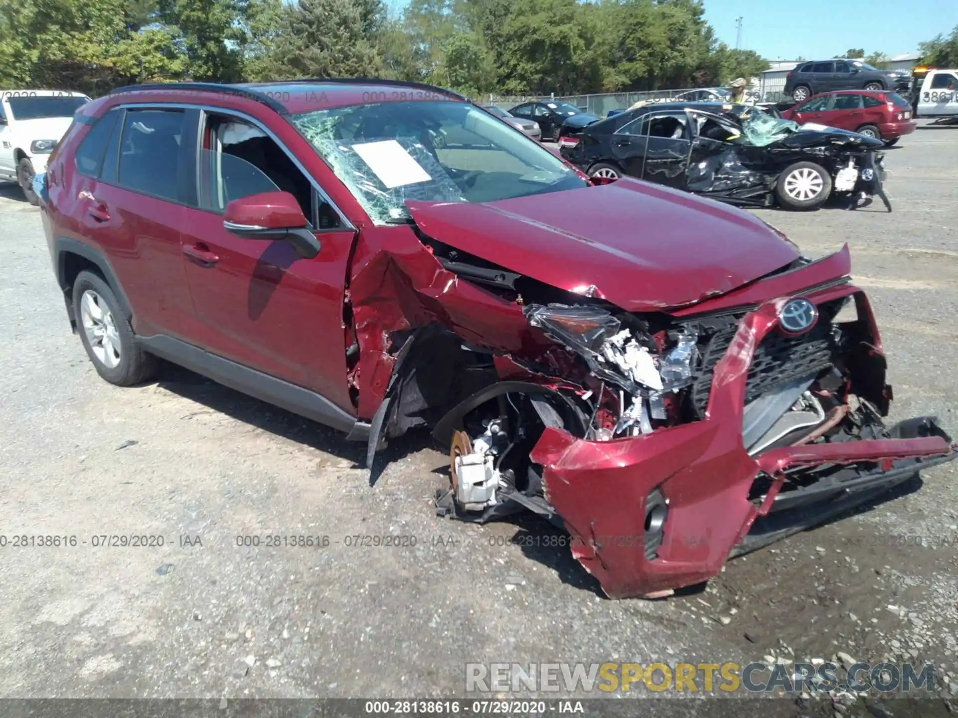 1 Photograph of a damaged car JTMP1RFV4LD527152 TOYOTA RAV4 2020