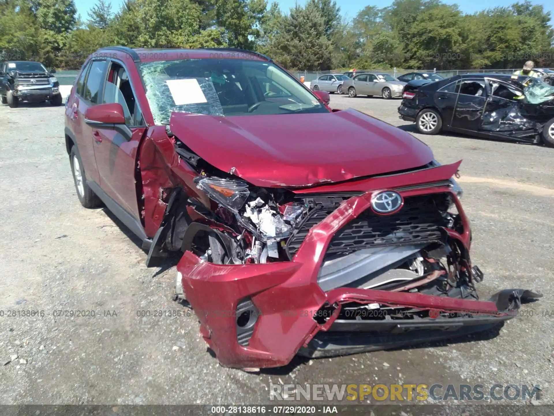 6 Photograph of a damaged car JTMP1RFV4LD527152 TOYOTA RAV4 2020