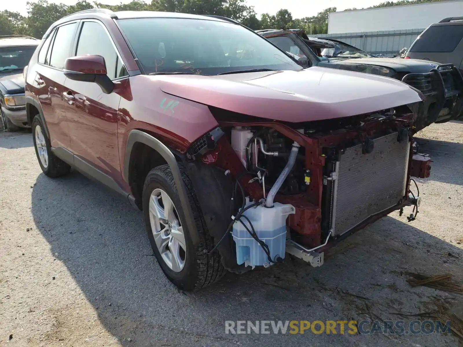 1 Photograph of a damaged car JTMP1RFV4LD528270 TOYOTA RAV4 2020