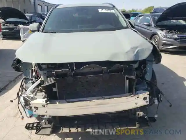 9 Photograph of a damaged car JTMP1RFV4LD529418 TOYOTA RAV4 2020