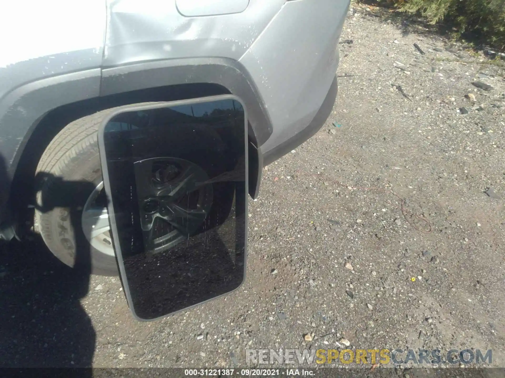 12 Photograph of a damaged car JTMP1RFV4LD530066 TOYOTA RAV4 2020