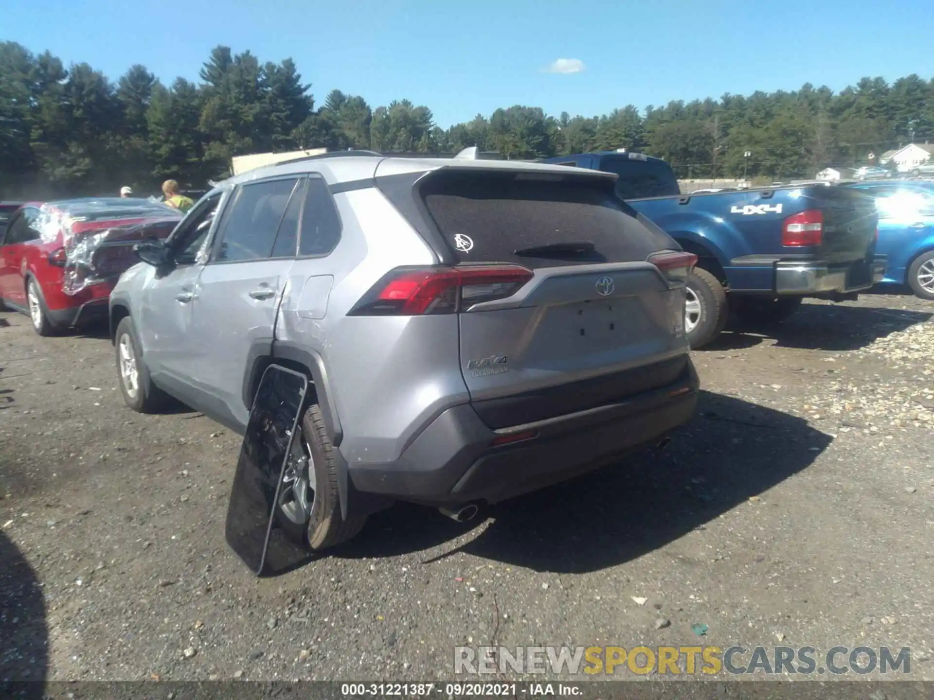 3 Photograph of a damaged car JTMP1RFV4LD530066 TOYOTA RAV4 2020